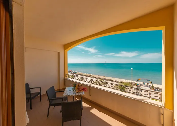 Hotel Riva Del Sole