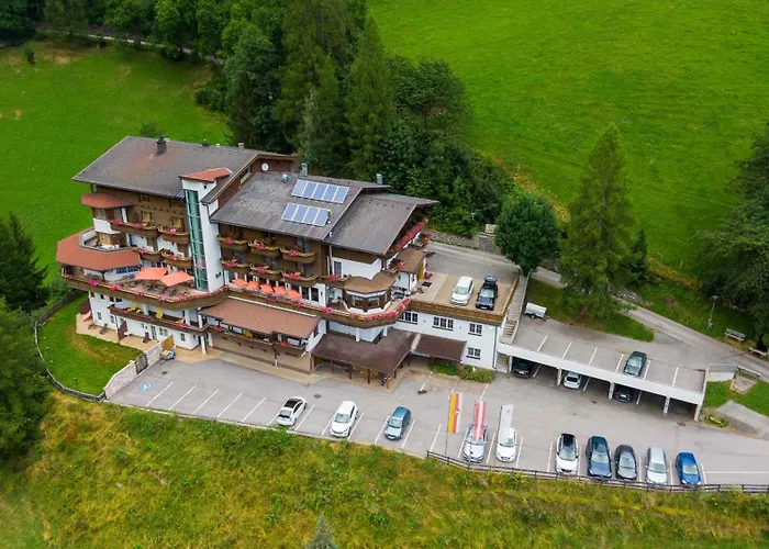 Alpin Panoramahotel Laerchenhof