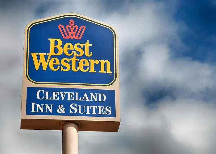 Best Western Cleveland Inn & Suites