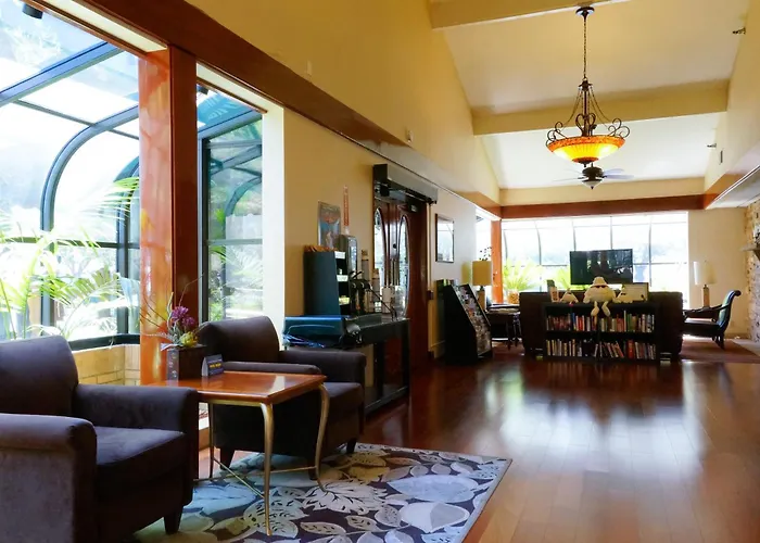 Best Western Plus Forest Park Inn