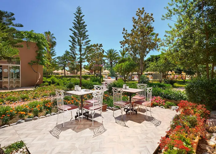 Seaden Sea World Resort&Spa