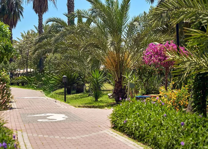 Seaden Sea World Resort&Spa