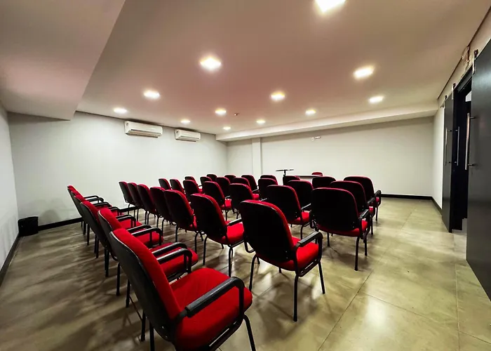 Hotel Valerim Itajaí / Navegantes