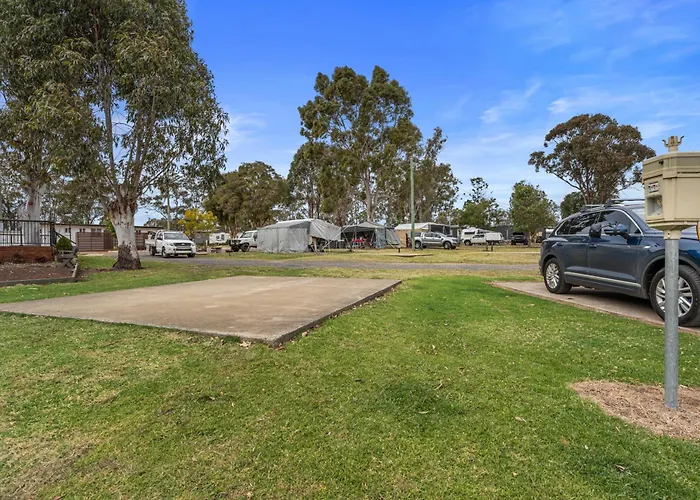 Crows Nest Tourist Park