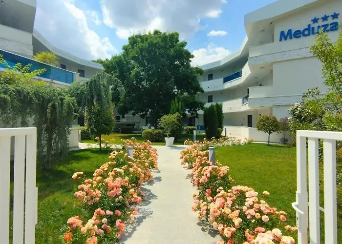 Hotel Meduza Estival