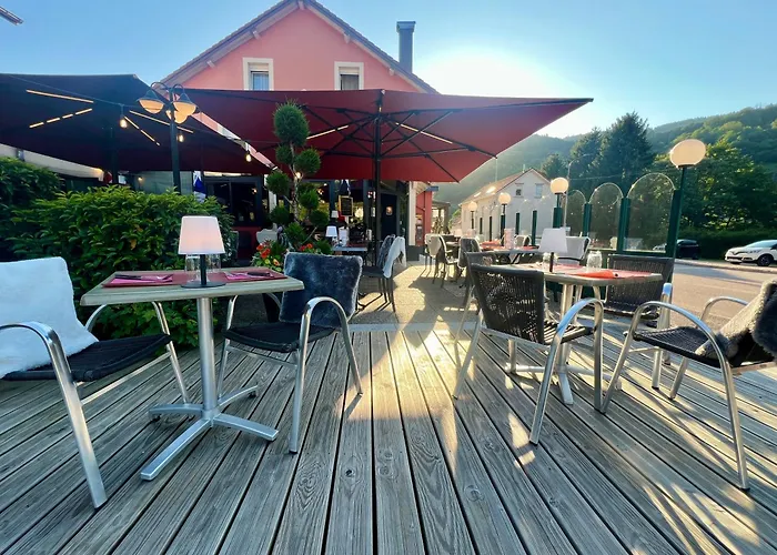 Logis Hôtel les Chatelminés