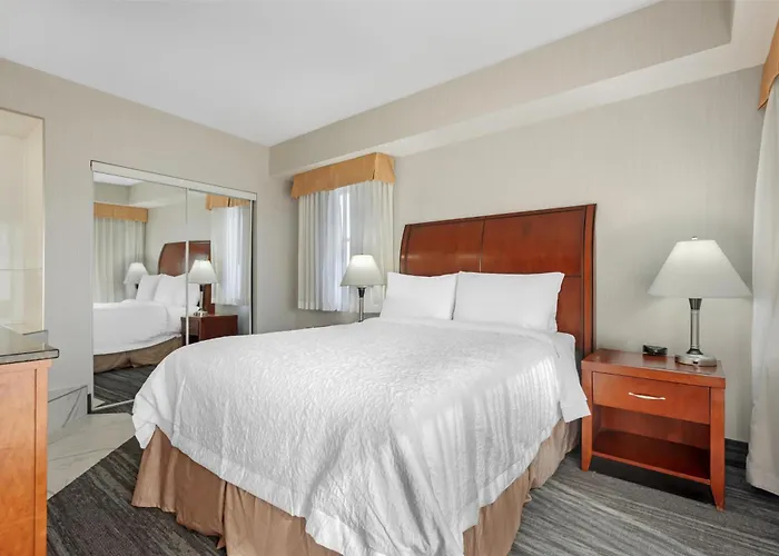 Best Western Plus Suites Downtown Calgary