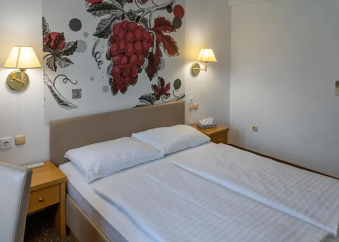 Hotel Piramida