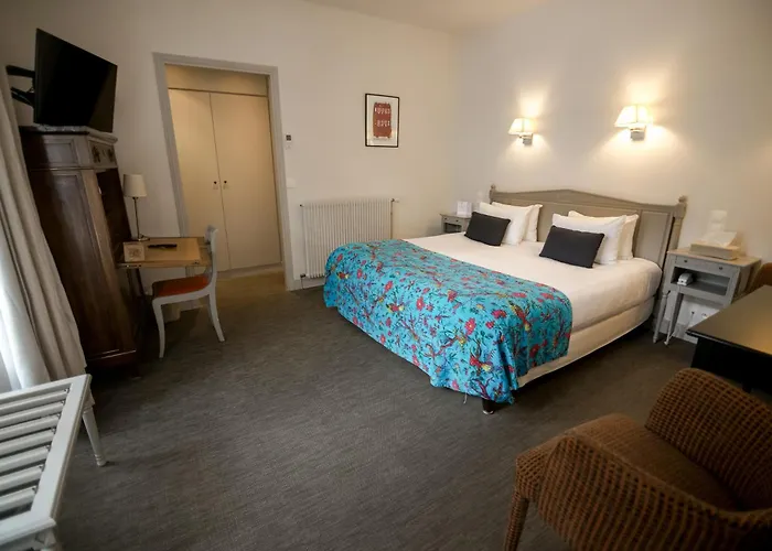 Hotel De Biencourt
