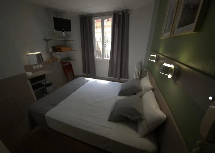 Hotel Lux