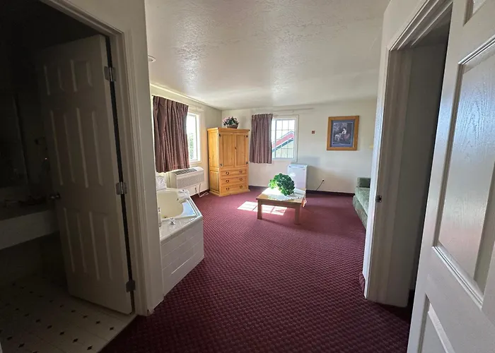 Columbine Inn And Suites