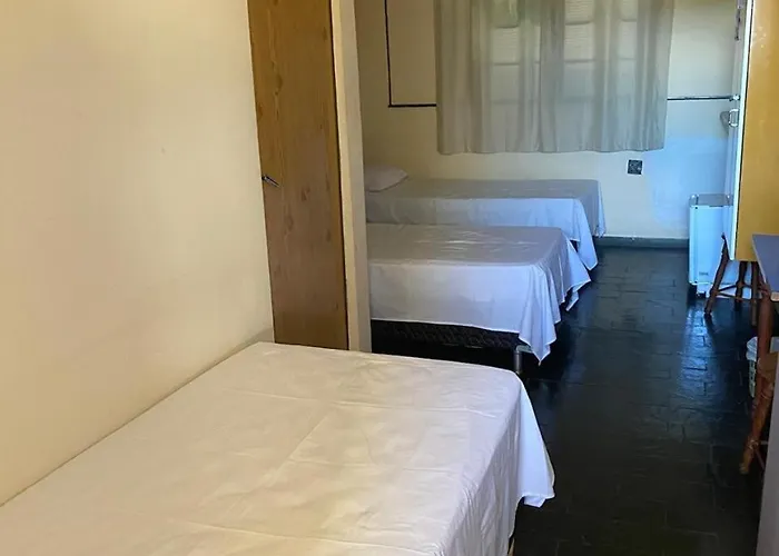 Falcon Hotel