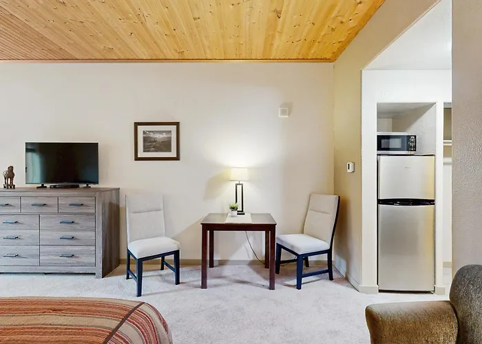 Gateway Studio Getaway