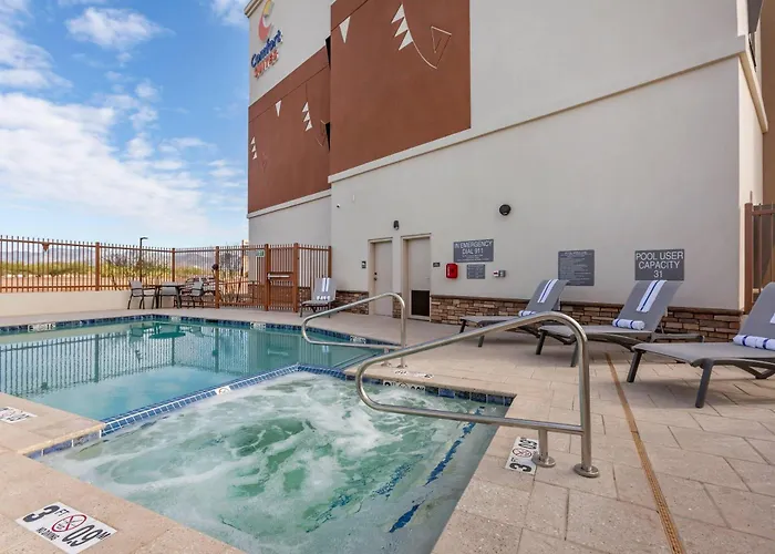 Comfort Suites Scottsdale Talking Stick Entertainment District