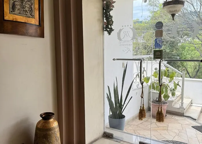Hotel Jardines del Rio