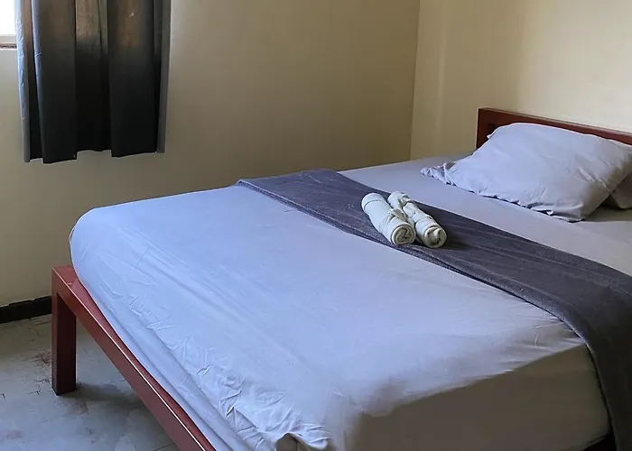 Quarto Econômico no Centro para 2 Pessoas