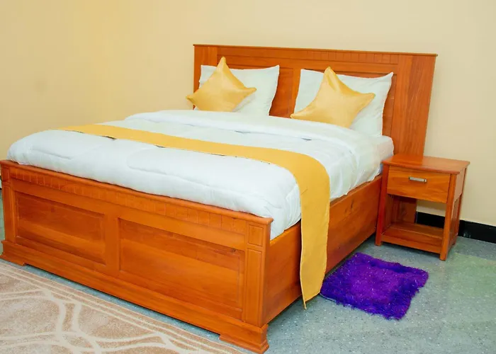 Golden Tours Hotel