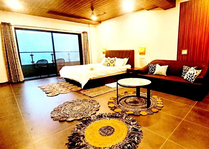 Vandhaara Luxury Stays