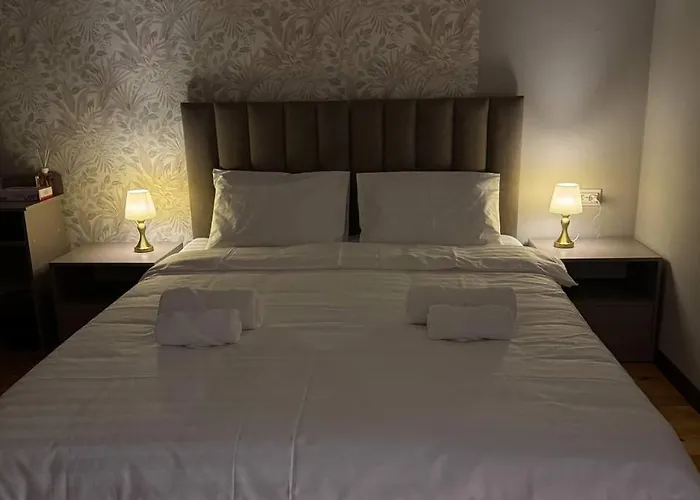 Hotel 002