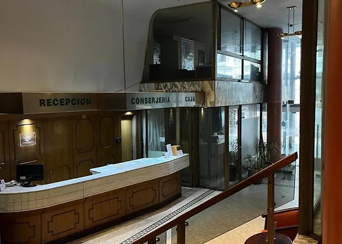 Ahm Hotel