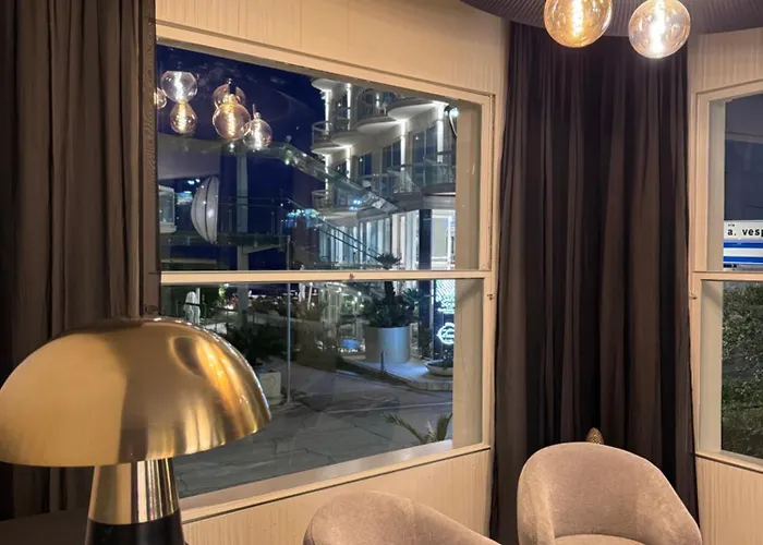 Avra Boutique Hotel - Rock Crystal
