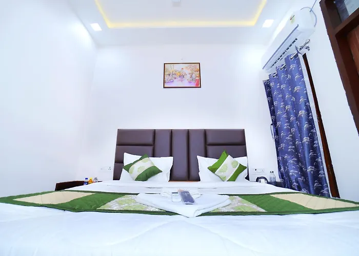 The Taj Wings Home Stay