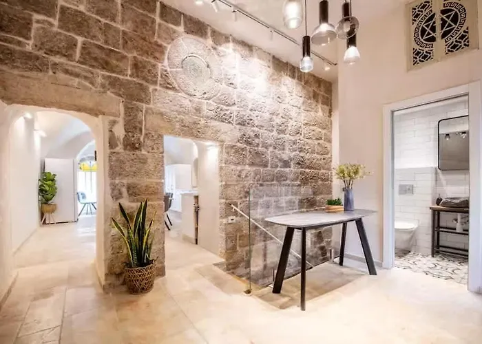 City Center Luxury