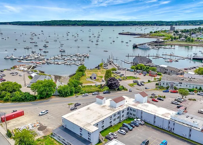 Harborline Hotel