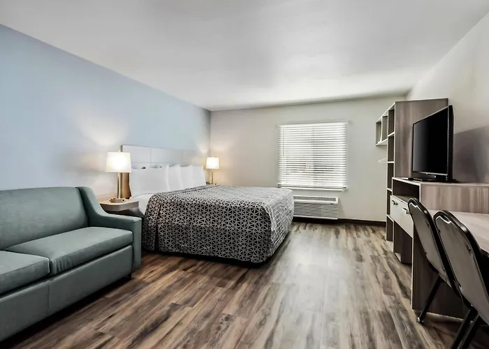 Woodspring Suites Sumter Near Shaw Afb