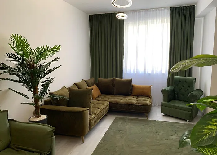 Deluxe Apartments & Studio With Many Facilities