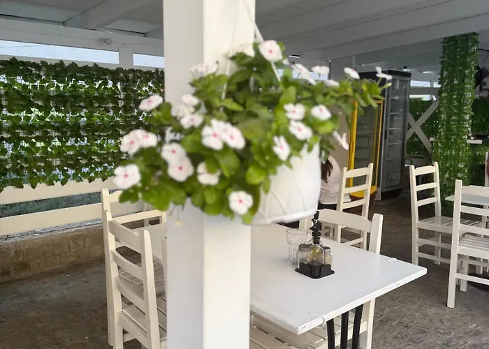 Vironas Hotel
