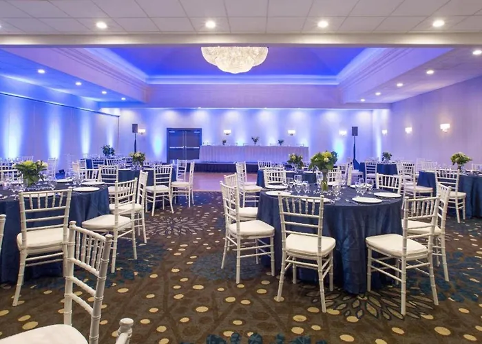Fairbridge Hotel By Concord Plaza