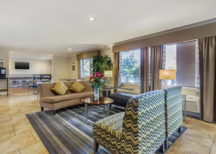 Best Western Plus Pleasanton Inn