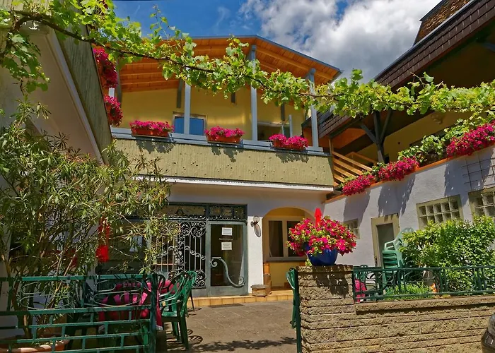 Moselstern Hotel Zum guten Onkel