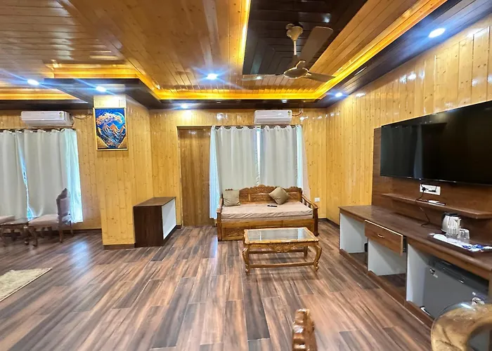 The Chail Pine Orchard Resort
