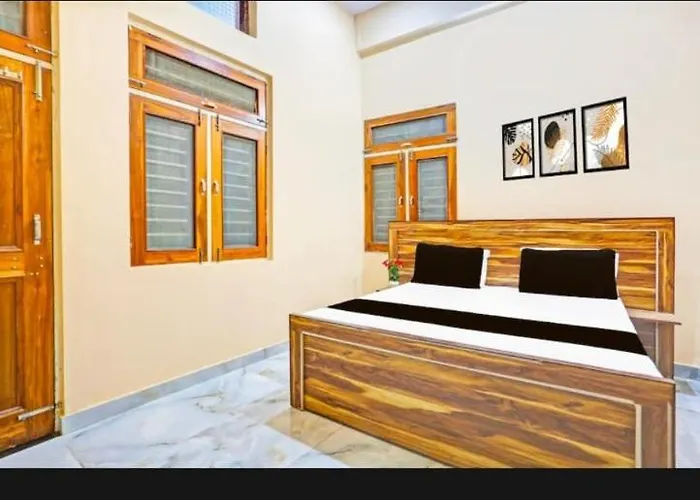 Hitech Hotel