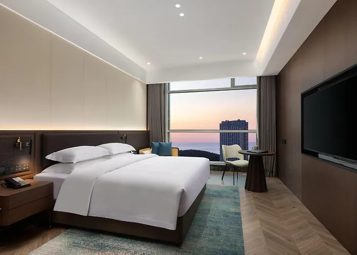Days Hotel By Wyndham Weihai Huoju Eight Street