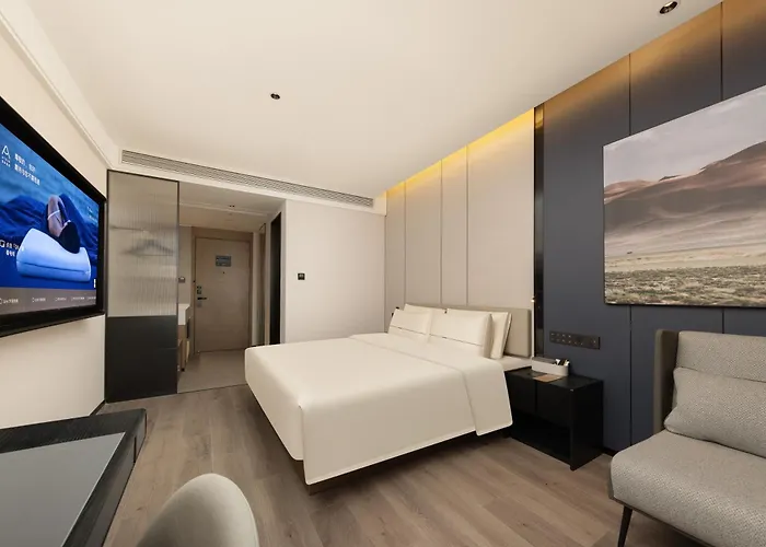 Atour Hotel Dongyang Jiangnan Renmin Road Subway Station