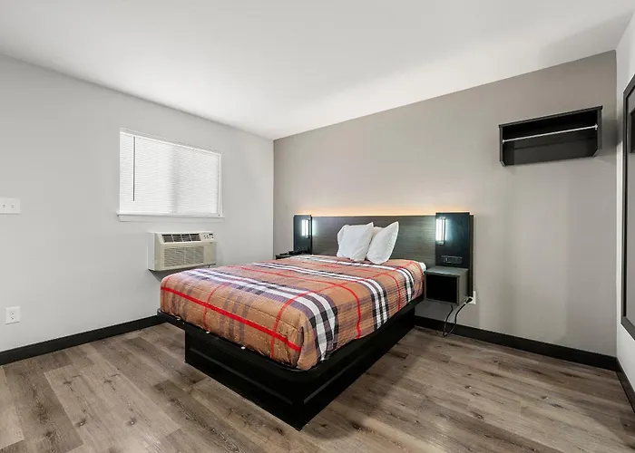 Southern Suites Kennesaw