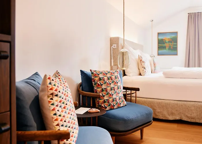 Tauroa Seehotel Grundlsee