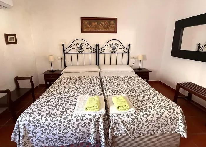Hotel Rural Palacete De Manara