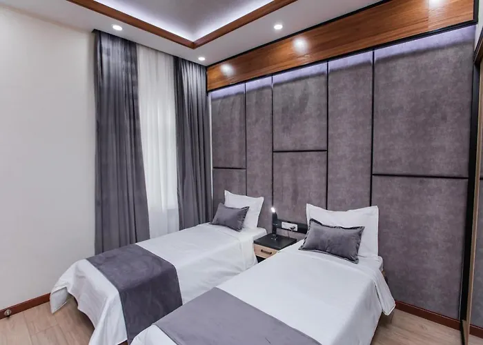 Art Deluxe Hotel