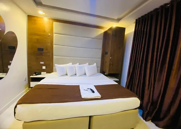 Presken Hotels Water Cooperation, Victoria Island