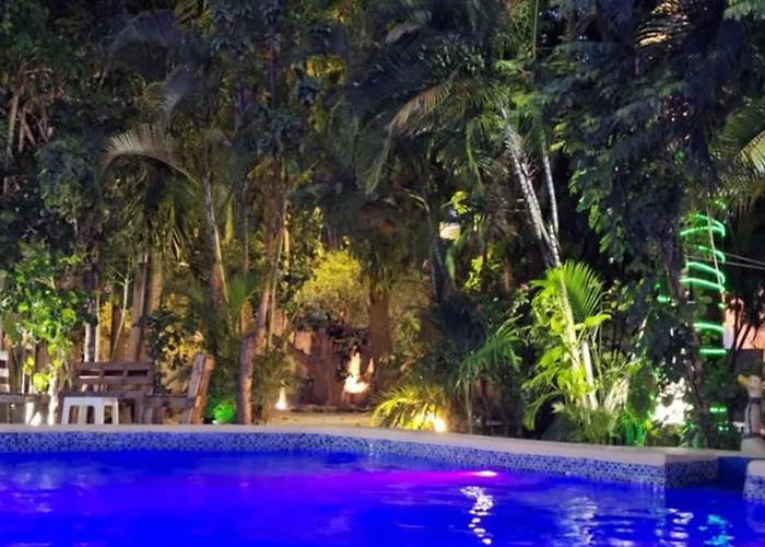 Habitacion Con Piscina,Netflix Hotel Villa Marchena