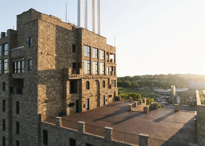 The Oread Lawrence, Tapestry Collection By Hilton