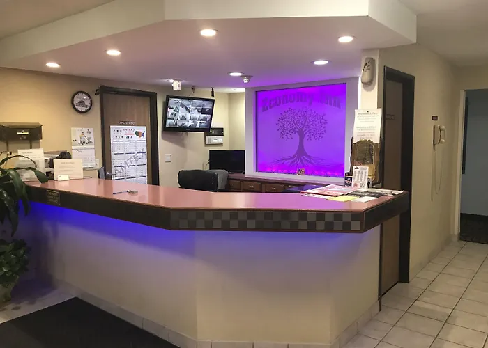 American Inn Cedar Rapids South