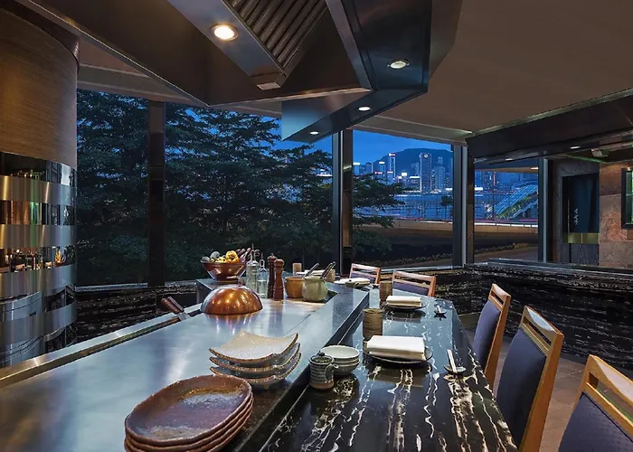 New World Millennium Hong Kong Hotel