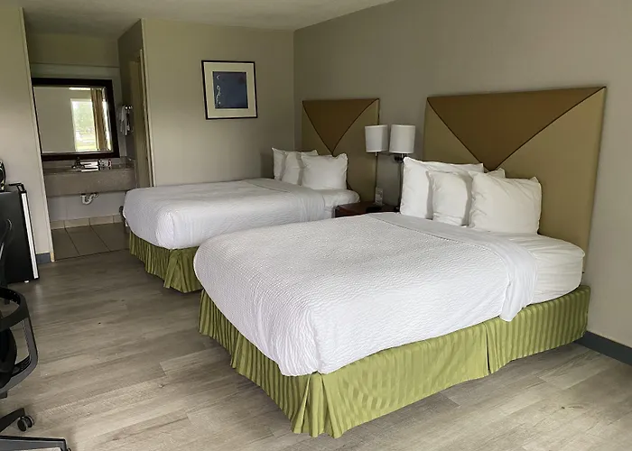 Days Inn By Wyndham Brunswick/St. Simons Area