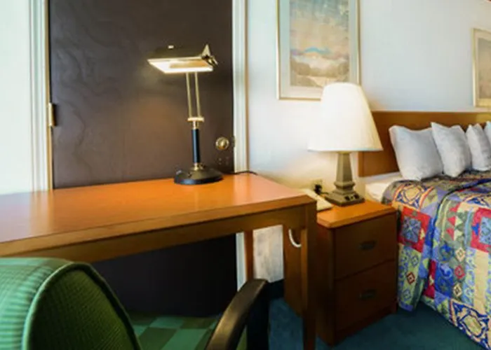 Maryville Inn