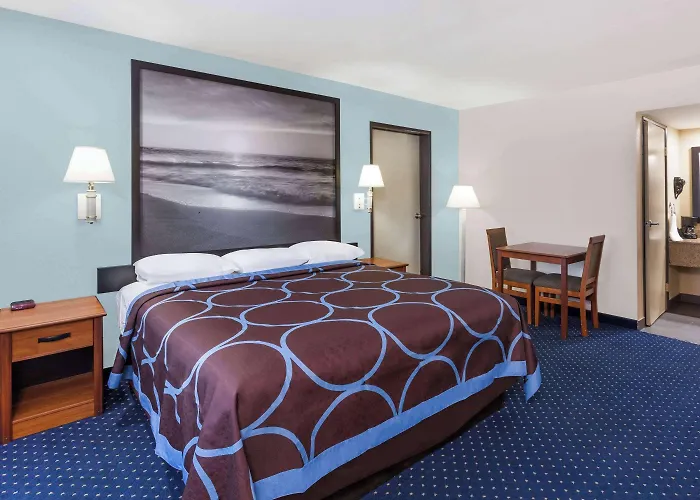 Super 8 By Wyndham El Cajon San Diego